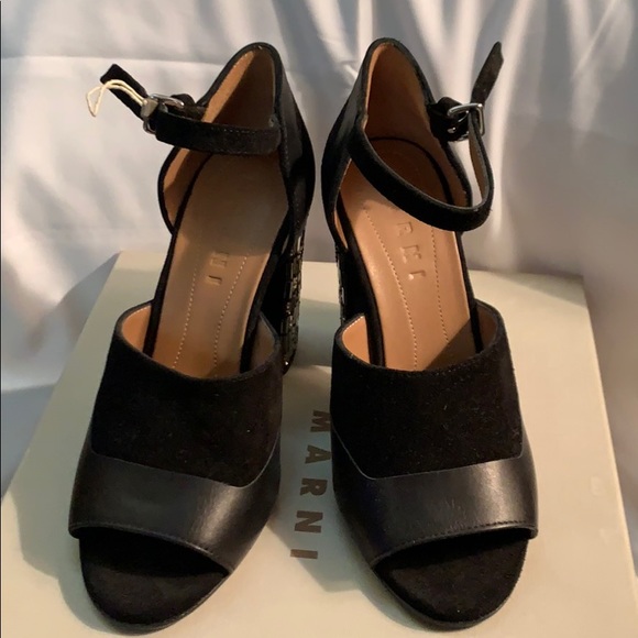 BNWB MARNI CROSTA VELOUR ANKLE STTAP SANDALS - Picture 2 of 6